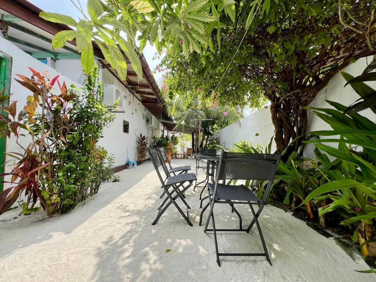 Bougan Villea Retreat Bodufolhudhoo Exterior photo