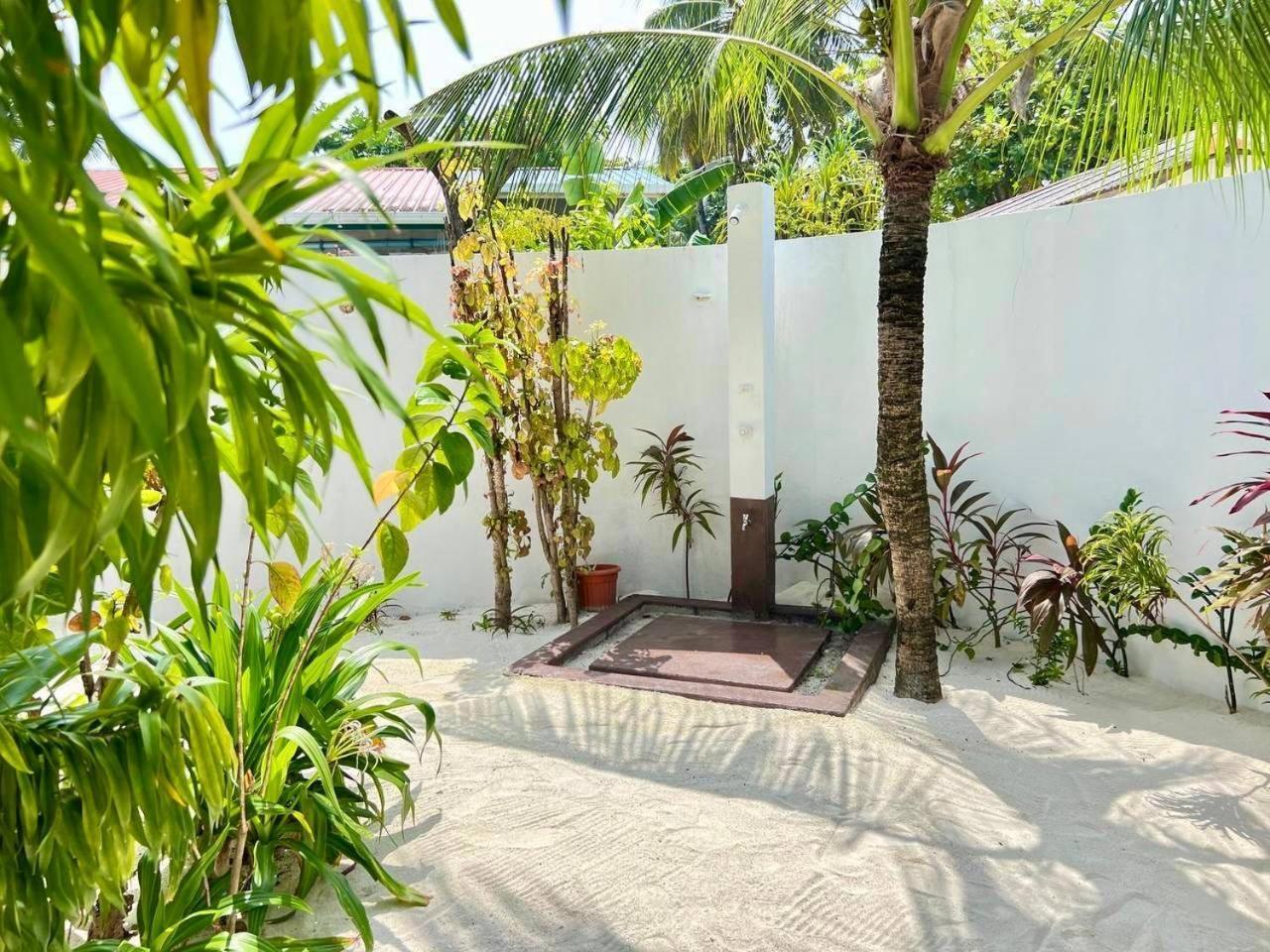 Bougan Villea Retreat Bodufolhudhoo Exterior photo